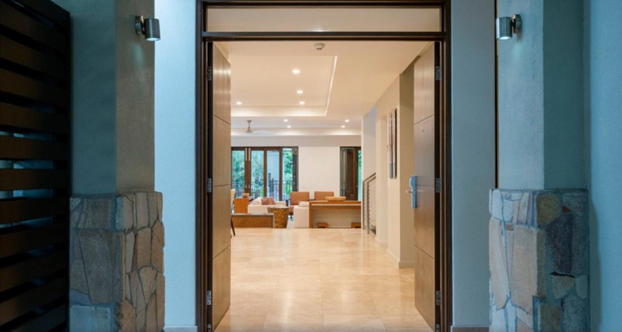 Luxury Apartments At Temple Resort And Spa Port Douglas Værelse billede