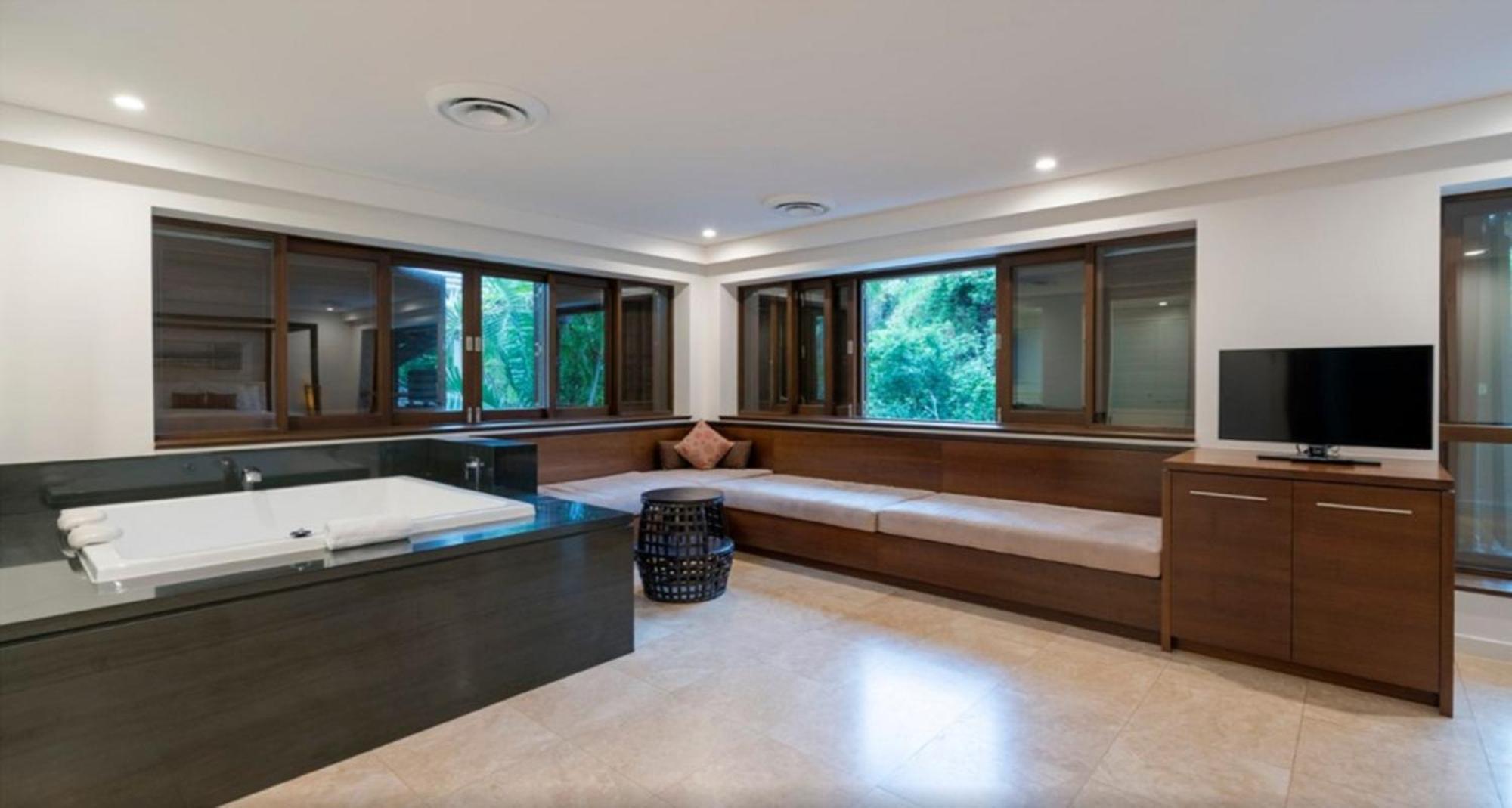 Luxury Apartments At Temple Resort And Spa Port Douglas Værelse billede